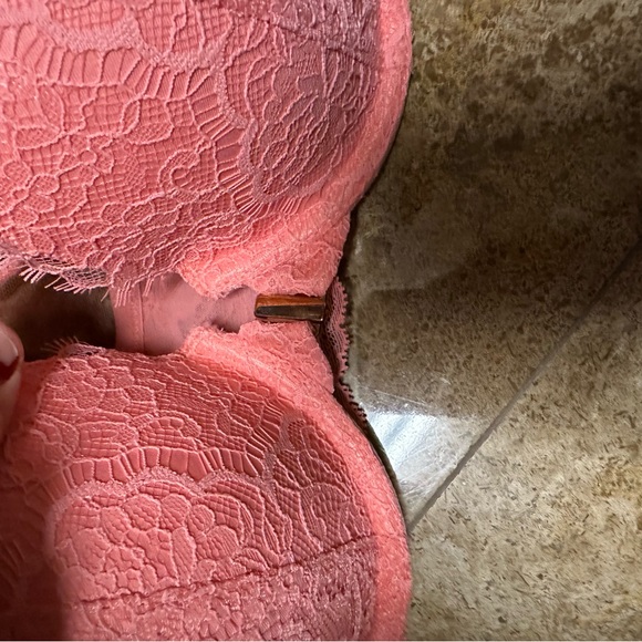 Victorias Secret Front Close Lined Demi Lace Bra - Picture 5 of 6